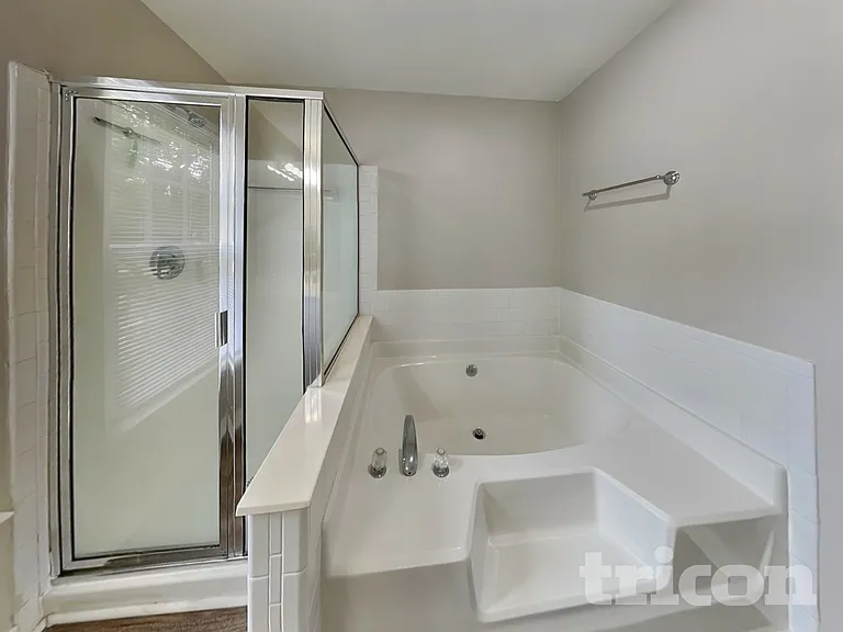 9524 Foggy Meadow Rd — Photo 10