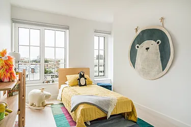 Rented by Lisa Management