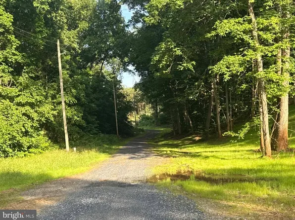 19 River Bluff Dr, Front Royal, VA 22630