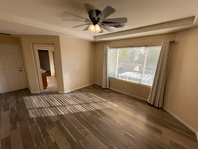 3235 W Elowin Ave — Photo 15
