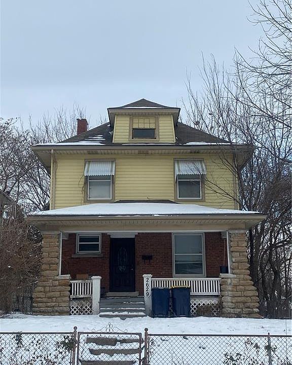 1st image of 2629 Agnes Ave