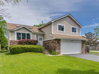 1028 N Cardinal Dr, Palatine, IL, 60074