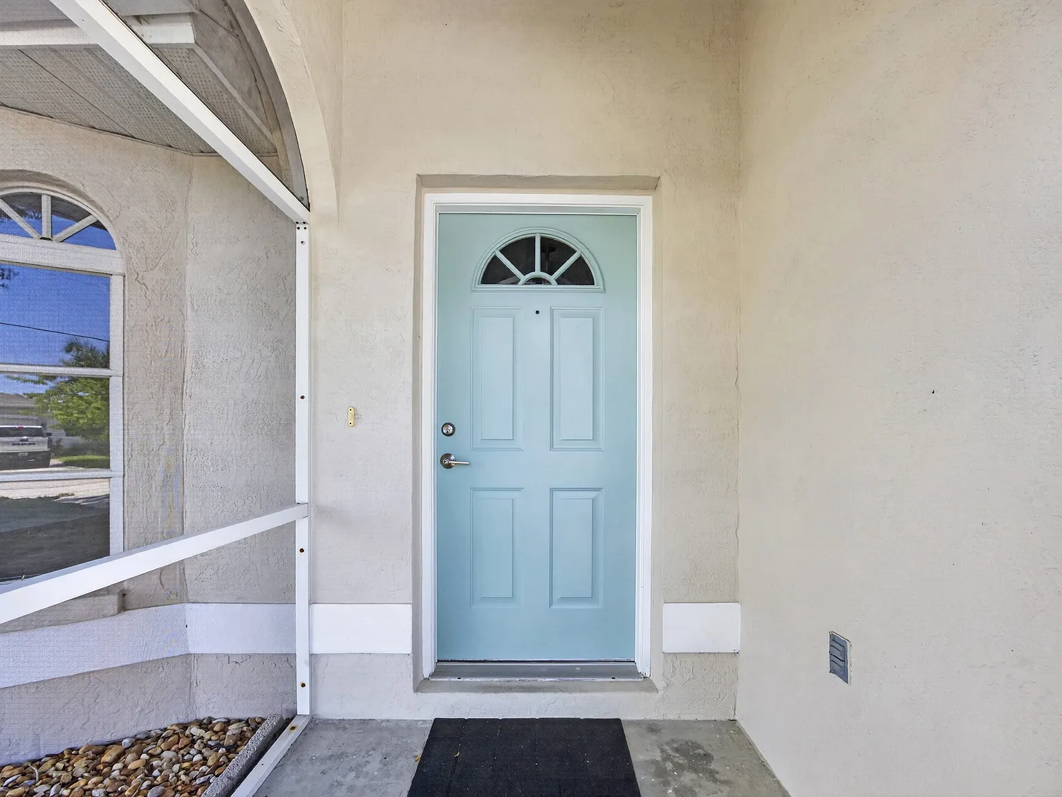 3 bed, 1490 sqft, $1,845 — Photo 3