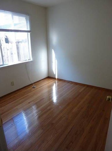 2nd image of 2121 15th St APT 3