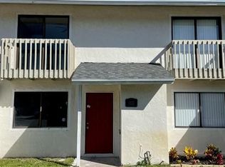 1102 Riverside Dr, Greenacres, FL 33463