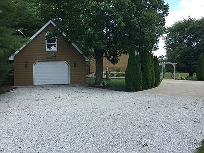 Single 2 story garage 