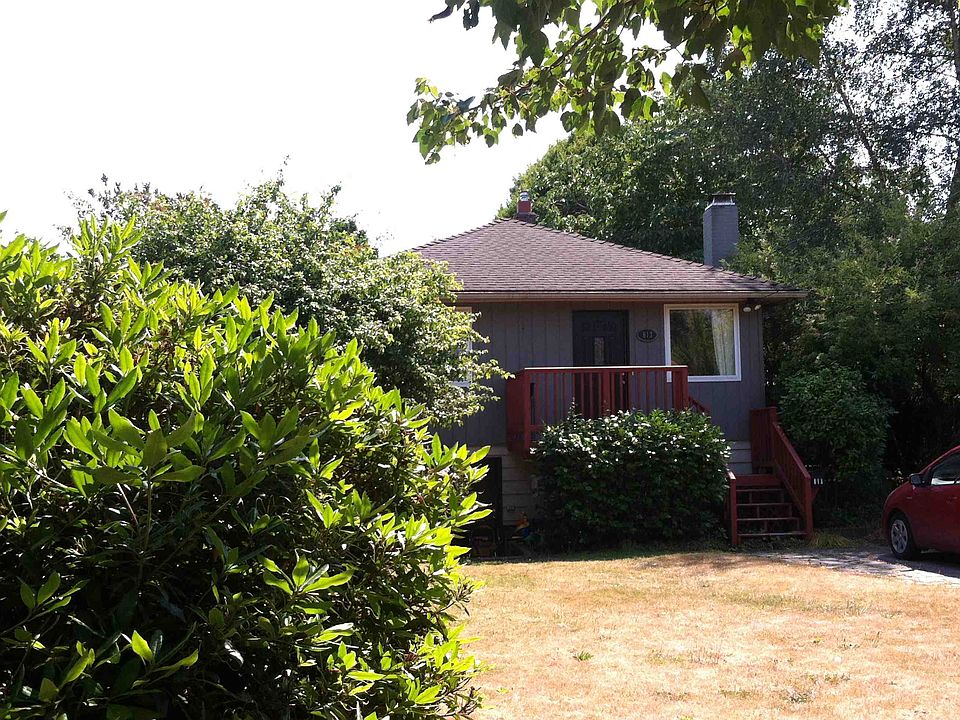 2nd image of 813 NE 56th St