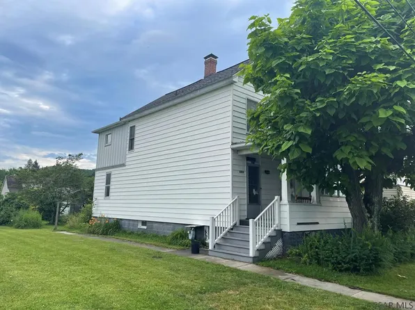 1319 Gillespie Ave, Portage, PA 15946