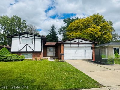 36446 Waltham Dr, Sterling Heights, MI, 48310