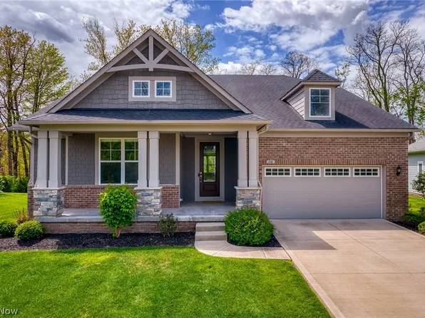 116 Orange Lake Dr, Orange, OH 44022