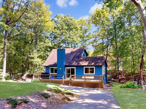 104 Woodland Rd, Milford, PA 18337