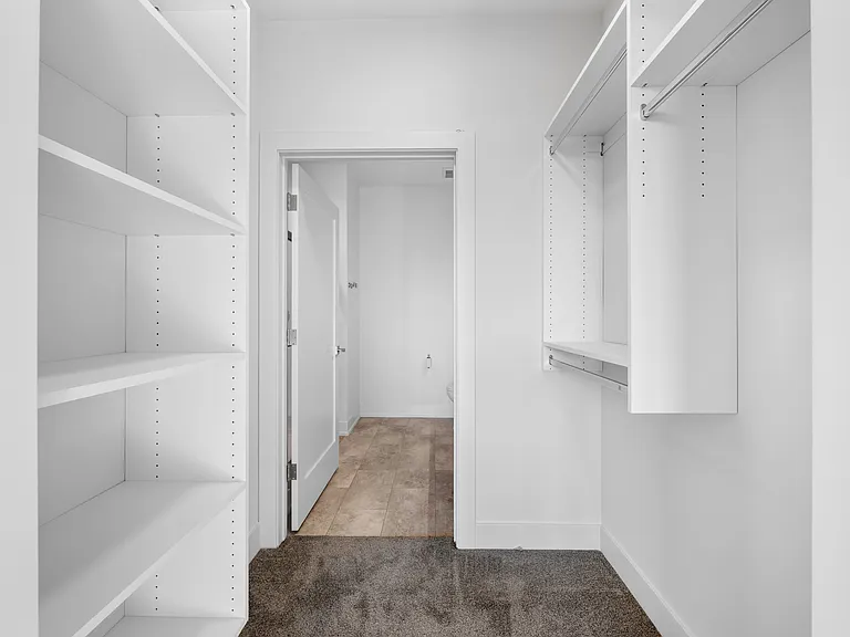 27 W Park Blvd #306 — Photo 9