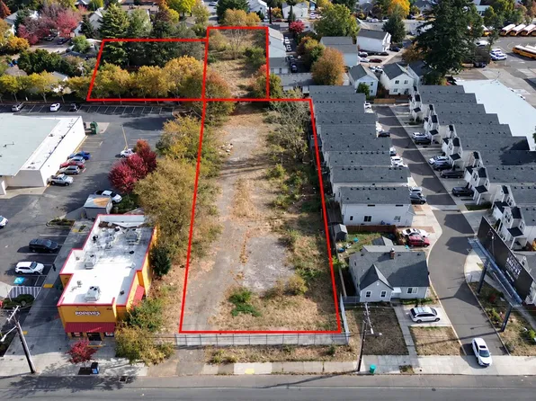 2706 SE 122nd Ave, Portland, OR 97236