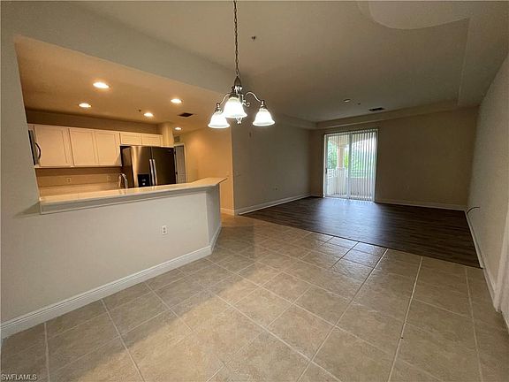 2nd image of 2909 Tuscan Dr Unit 304