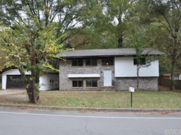 1501 Chris Dr, Benton, AR 72015