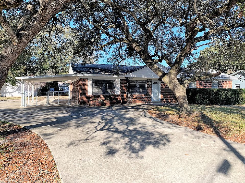 1st image of 48 Stewart Cir
