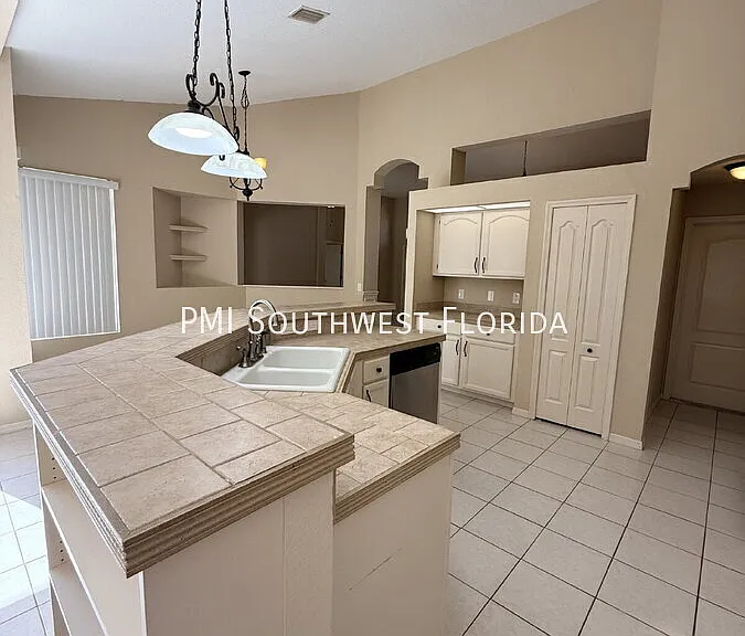 8 Sportsman Ct — Photo 21