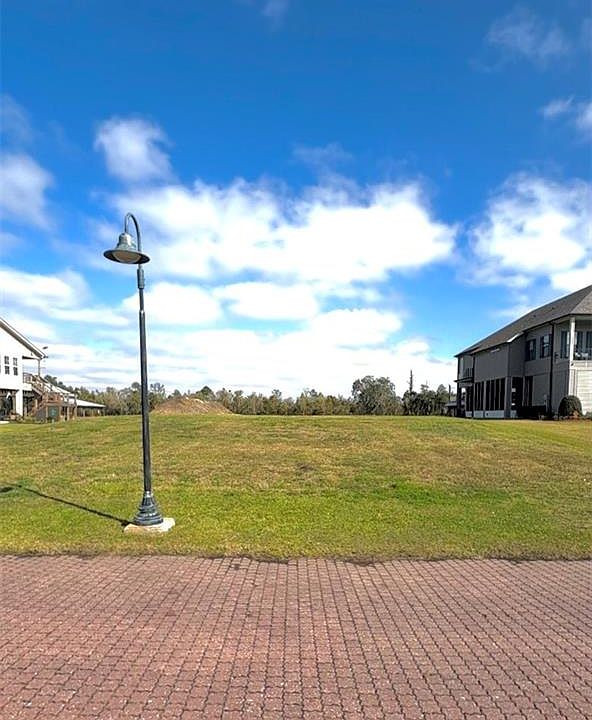 2nd image of 5212 Pelican Dr