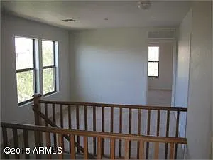 3 bed, 2.5 bath, 1752 sqft, $2,000 — Photo 3