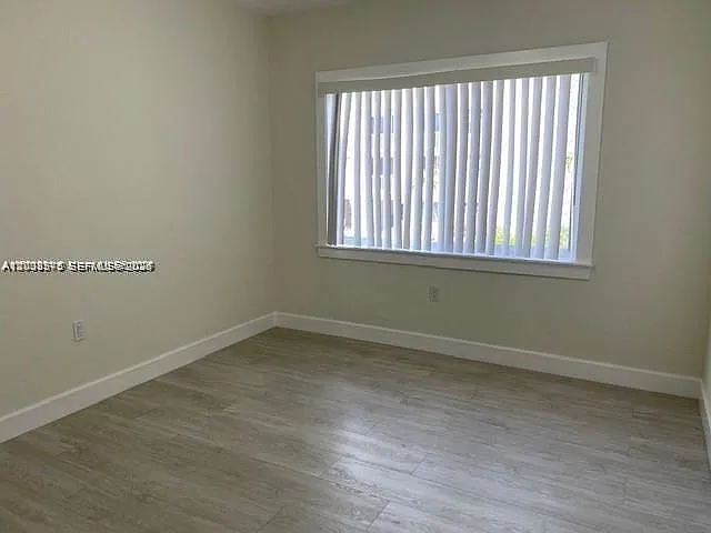 3530 SW 9th Ter #6B — Photo 4