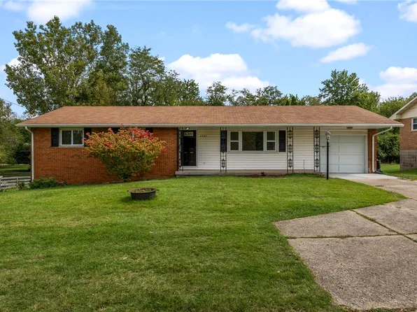2340 Derr Rd, Springfield, OH 45503