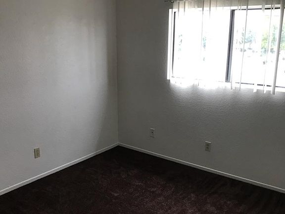 4th image of 13761 Cedar St APT 3