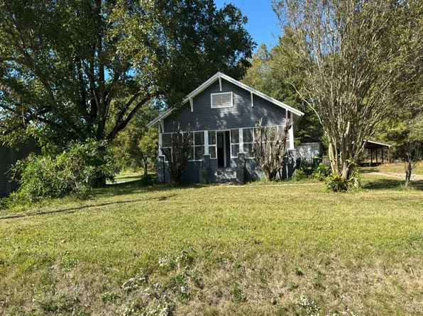 1406 Quarry Rd, Sylacauga, AL 35151