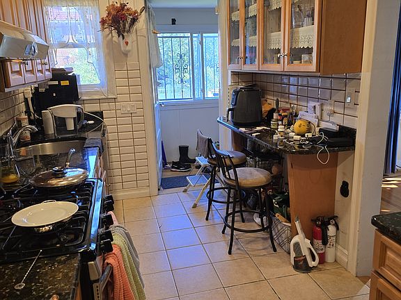 4th image of 213-04 34th Rd #1