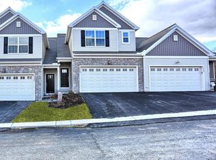 1745 Shady Ln, Mechanicsburg, PA 17055