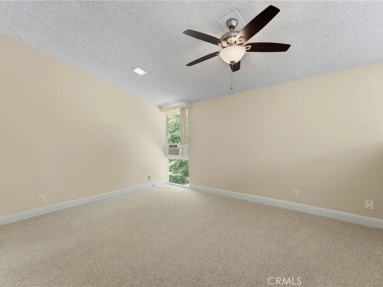 4120 Del Mar Ave — Photo 15