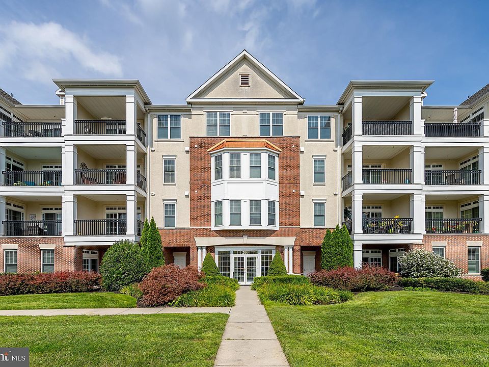1st image of 236 Garden Park Blvd