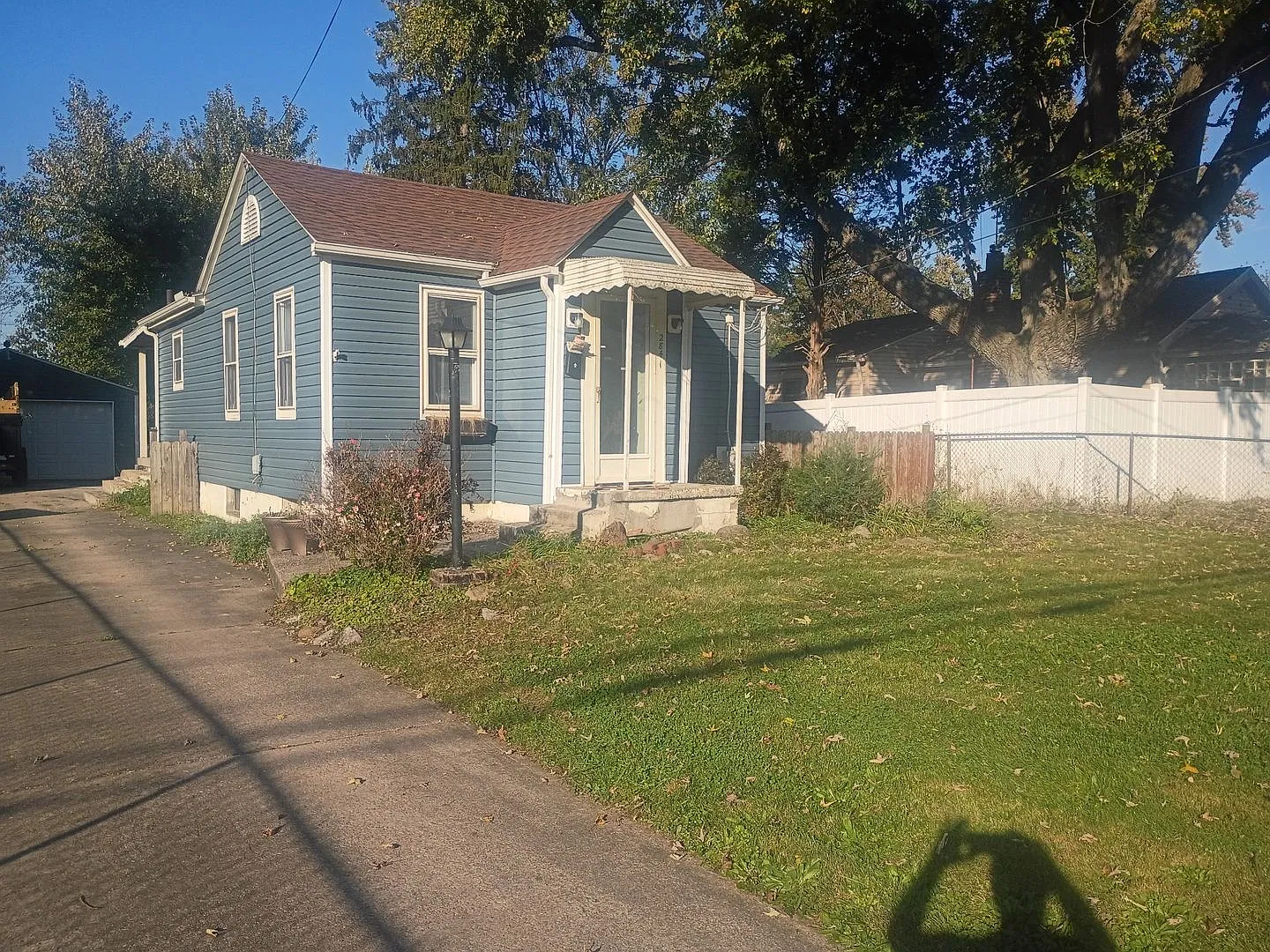 Cozy Single Family 2 bedroom home in Akron! — Photo 1