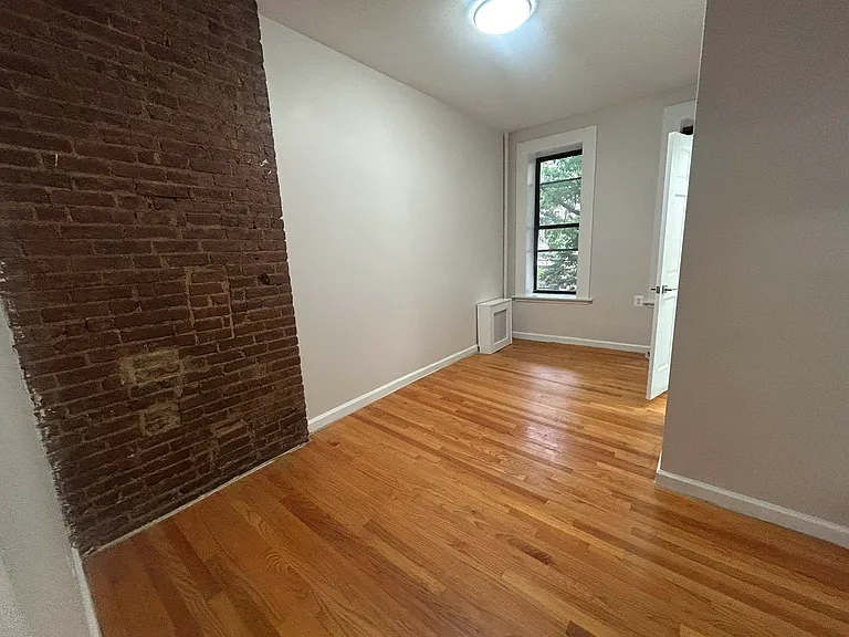 530 E 83rd St #1E — Photo 9