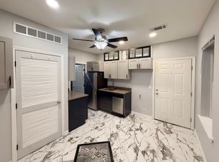 1642 N Marshfield Ave #1R, Chicago, IL 60622