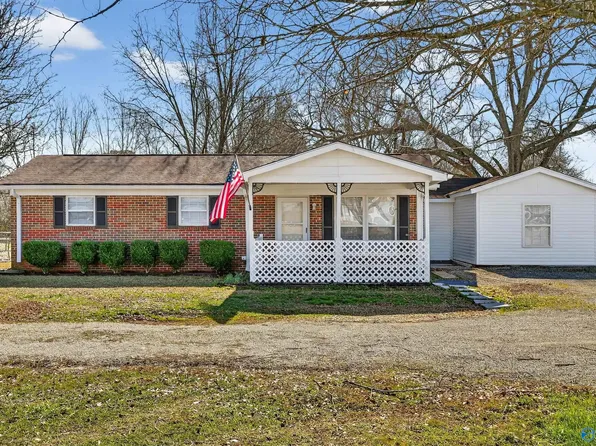 240 Joe Quick Rd, Hazel Green, AL 35750