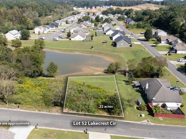 494 Lakecrest Cir SW, Calhoun, GA 30701