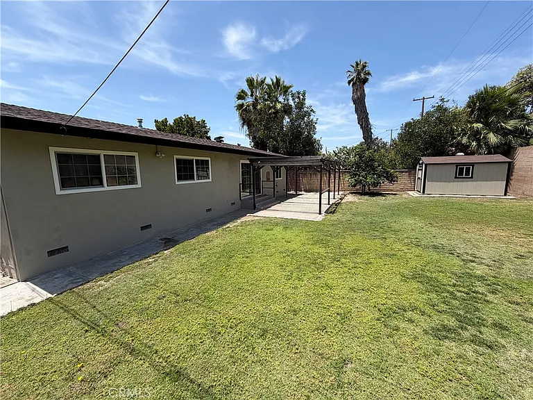 12291 Hampton Ave — Photo 20