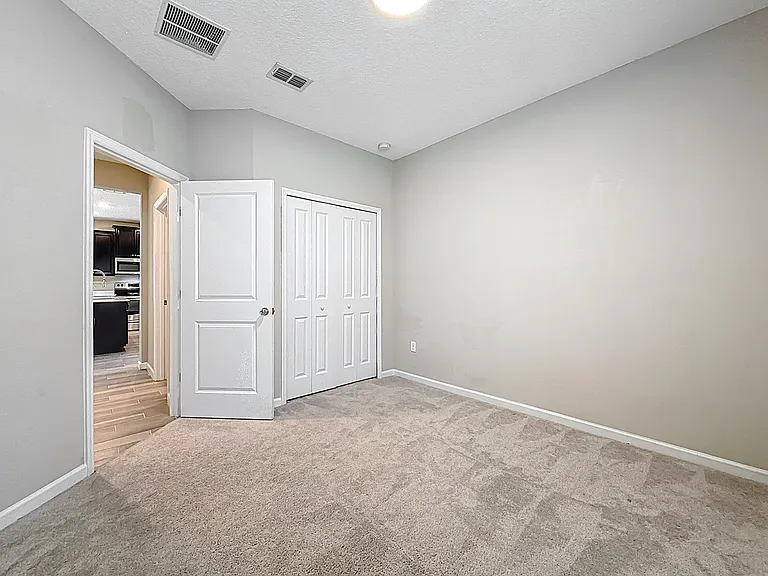 9504 Lovage Ln — Photo 26