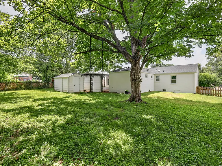 544 Watsonwood Dr — Photo 47