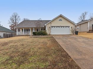 2814 Falcon Ct, Benton, AR 72015