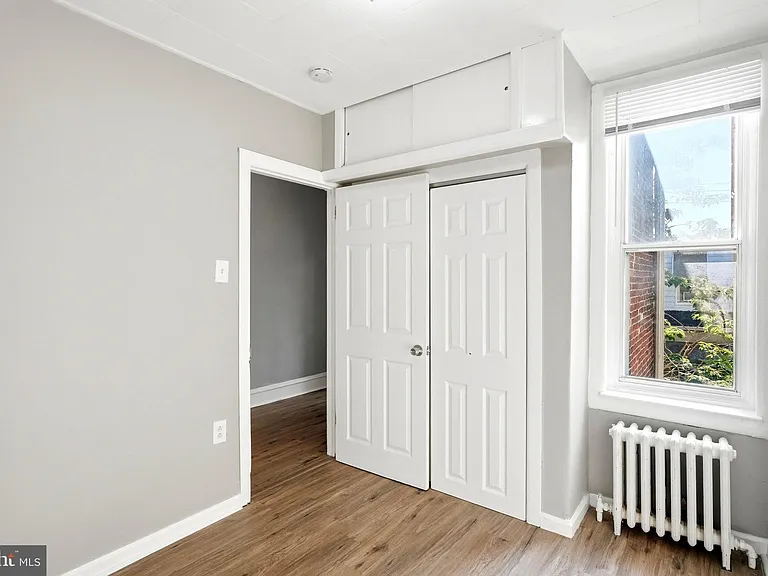 1631 S Etting St — Photo 22