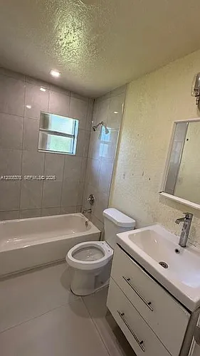 2508 Superior St Photo 1