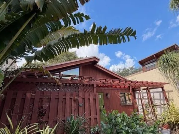 6171 NW 32nd Way, Fort Lauderdale, FL 33309