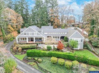 3200 Crestview Dr S, Salem, OR 97302