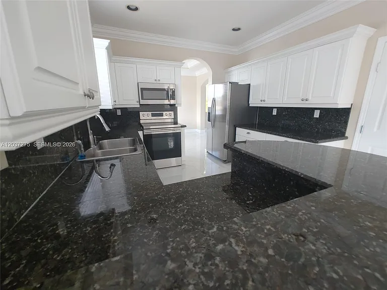 21892 SW 95th Pl — Photo 9