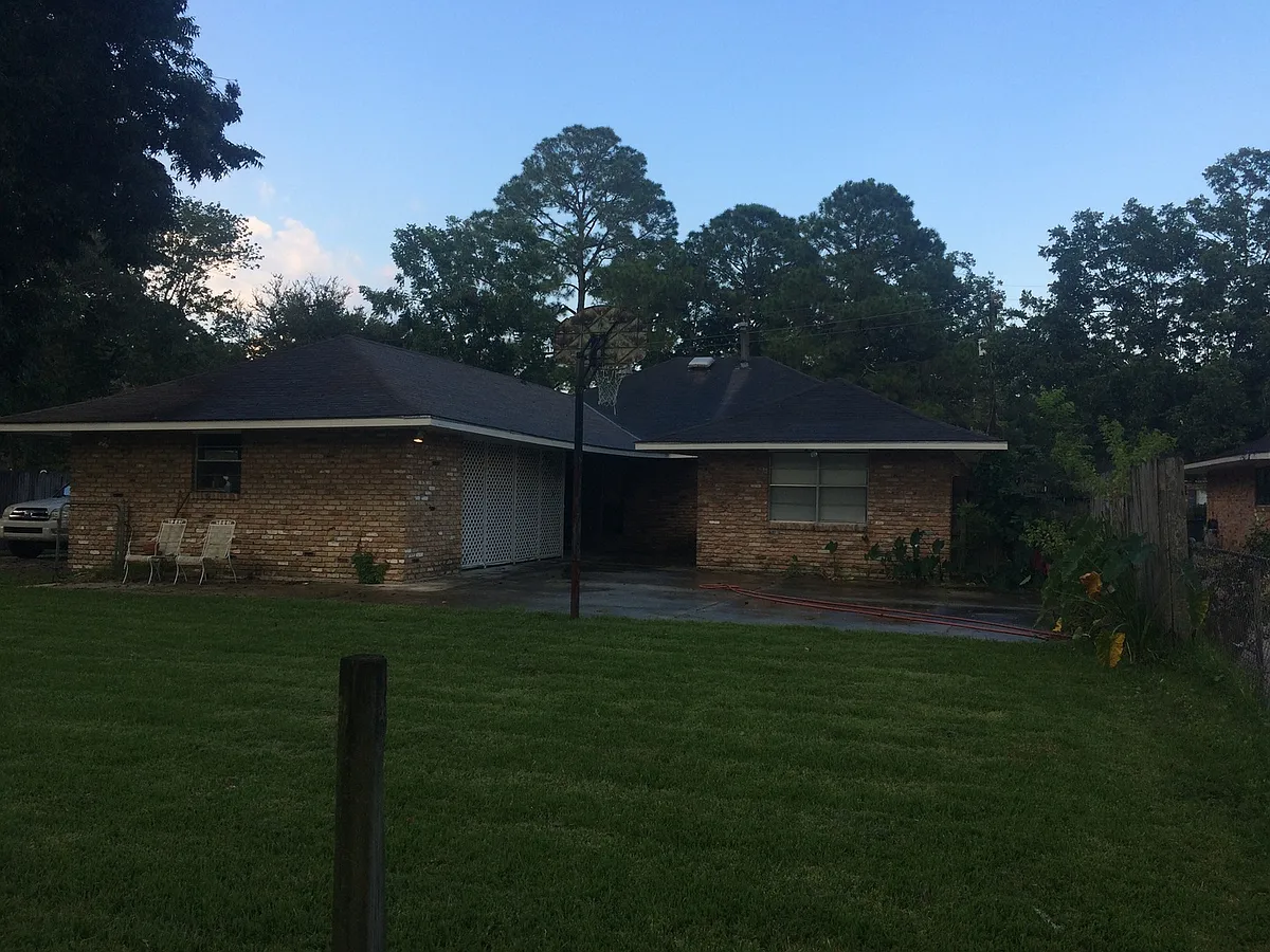 Building Photo - 5148 Floynell Dr