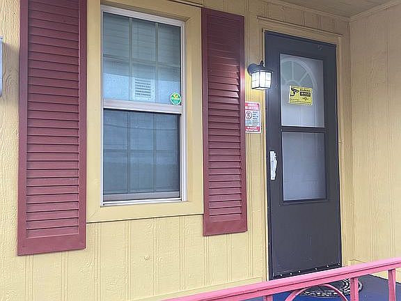 5th image of 3736 NW 26th St