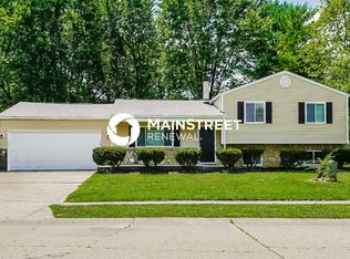 6815 Turnberry Way, Indianapolis, IN 46237