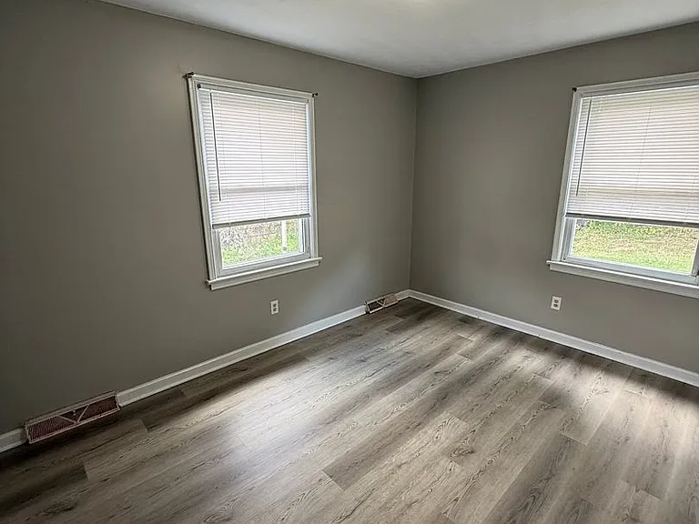 205 McCormick Saint McCormick Dr #B — Photo 6