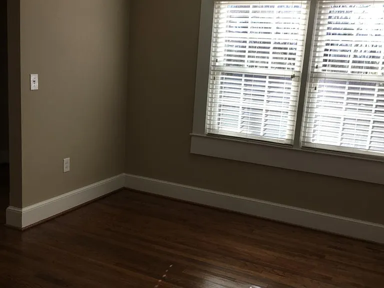 122 Harrington Ave — Photo 9